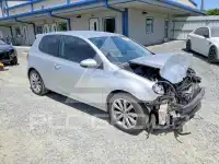 2012 Volkswagen GOLF photo