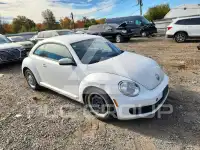 2012 Volkswagen BEETLE фото