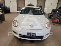 2012 Volkswagen BEETLE photo