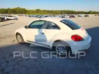 2012 Volkswagen BEETLE photo