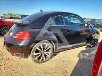 2012 Volkswagen BEETLE photo