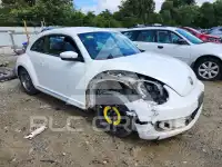 2012 Volkswagen BEETLE фото