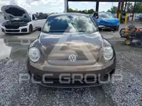 2012 Volkswagen BEETLE фото