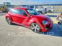 2012 Volkswagen BEETLE photo