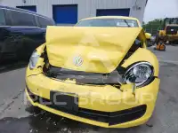 2012 Volkswagen BEETLE фото