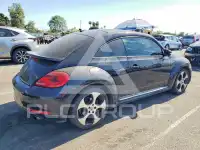 2012 Volkswagen BEETLE photo