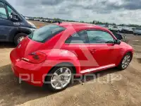 2012 Volkswagen BEETLE фото