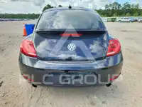 2012 Volkswagen BEETLE photo