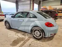 2012 Volkswagen BEETLE photo