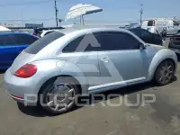 2012 Volkswagen BEETLE photo