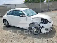 2012 Volkswagen BEETLE фото