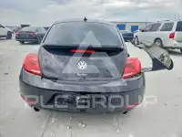 2012 Volkswagen BEETLE photo