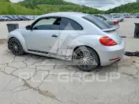 2012 Volkswagen BEETLE фото
