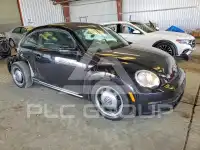 2012 Volkswagen BEETLE фото