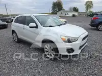 2013 Mitsubishi OUTLANDER photo