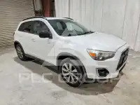 2013 Mitsubishi OUTLANDER photo