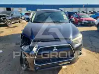 2013 Mitsubishi OUTLANDER фото