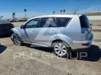 2013 Mitsubishi OUTLANDER фото