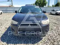 2013 Mitsubishi OUTLANDER photo