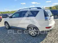 2013 Mitsubishi OUTLANDER фото