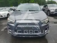 2013 Mitsubishi OUTLANDER фото