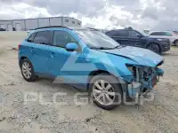 2013 Mitsubishi OUTLANDER фото