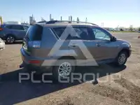 2013 Mitsubishi OUTLANDER photo