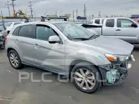 2013 Mitsubishi OUTLANDER фото