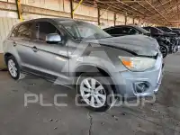 2013 Mitsubishi OUTLANDER фото