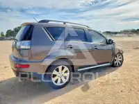 2013 Mitsubishi OUTLANDER фото