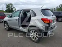 2013 Mitsubishi OUTLANDER фото