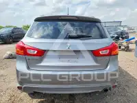 2013 Mitsubishi OUTLANDER фото