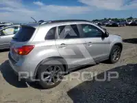 2013 Mitsubishi OUTLANDER фото