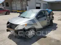 2013 Nissan VERSA фото