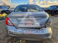 2013 Nissan VERSA фото