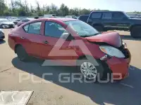 2013 Nissan VERSA photo