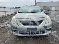 2013 Nissan VERSA фото