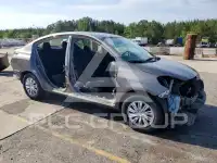 2013 Nissan VERSA photo