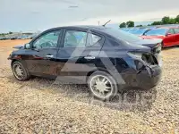 2013 Nissan VERSA photo