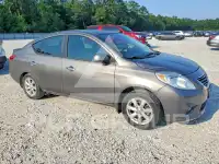 2013 Nissan VERSA photo