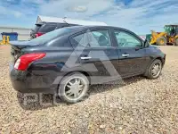 2013 Nissan VERSA photo