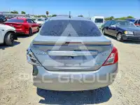 2013 Nissan VERSA фото