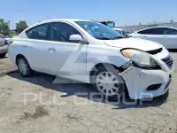 2013 Nissan VERSA photo