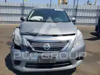 2013 Nissan VERSA photo