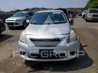 2013 Nissan VERSA photo