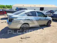 2013 Nissan VERSA photo