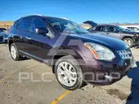 2013 Nissan ROGUE photo