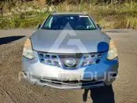 2013 Nissan ROGUE photo