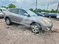 2013 Nissan ROGUE photo