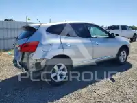 2013 Nissan ROGUE photo